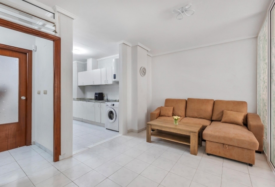 Apartment - Resale - Torrevieja - Centro