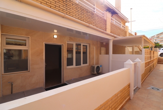 Apartment - Resale - Torrevieja - Torre La Mata