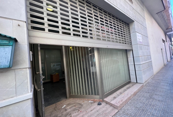 Commercial Unit - Reventa - Beniel - CENTRO