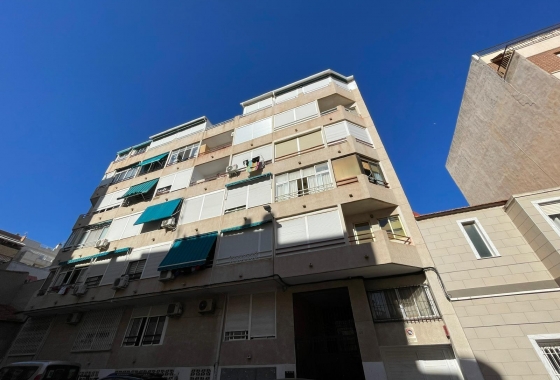 Estudio - Reventa - Torrevieja - Centro