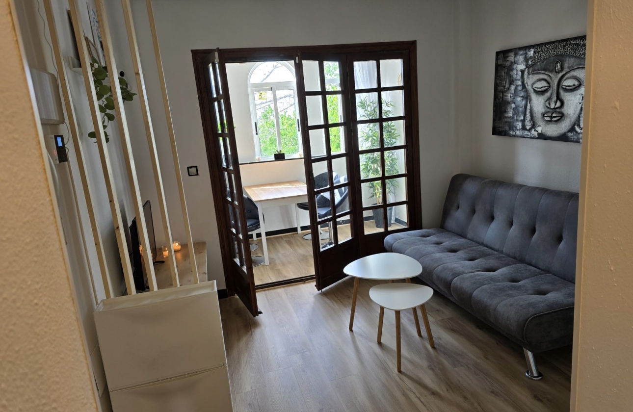 Long Term Rental - Apartment - Torrevieja - Playa De Los Naufragos