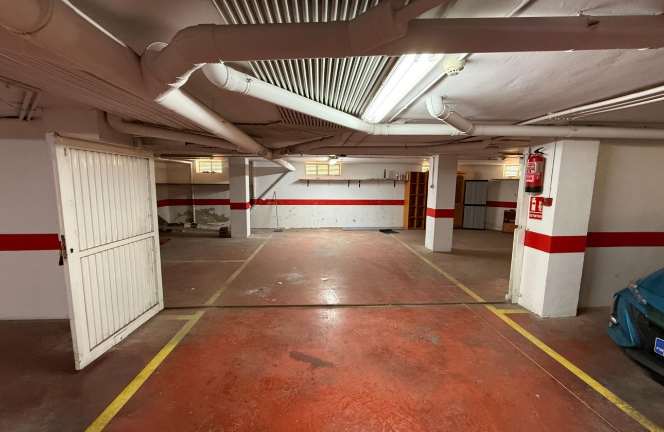 Long Term Rental - Garage - Torrevieja - Centro