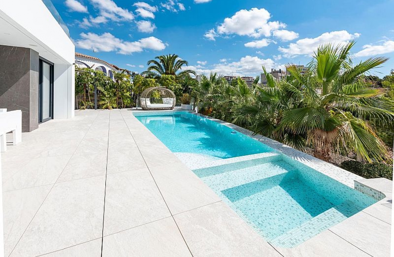 Obra nueva - Villa - Calpe