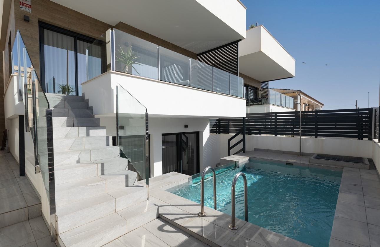 Obra nueva - Villa - Torrevieja - La Mata