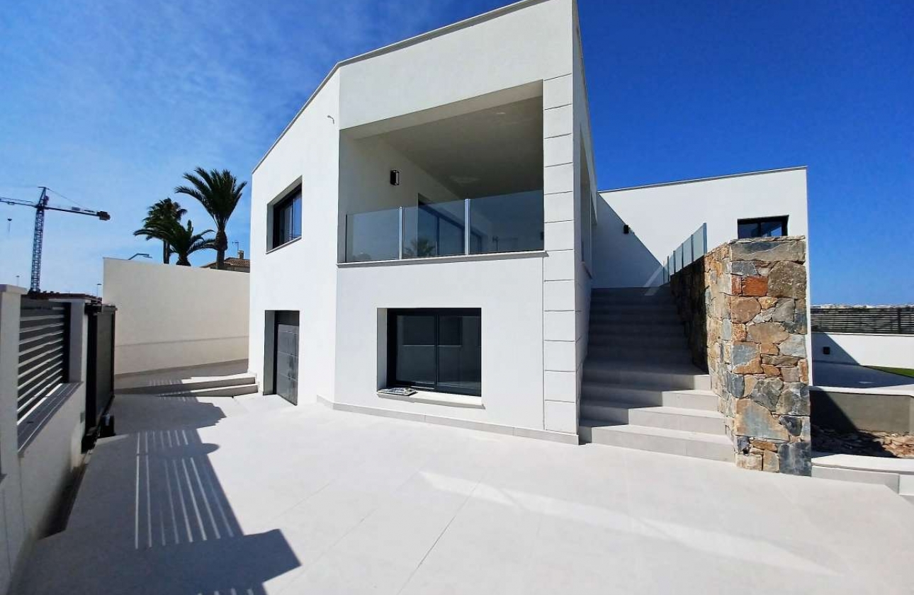 Obra nueva - Villa - Torrevieja - La Veleta