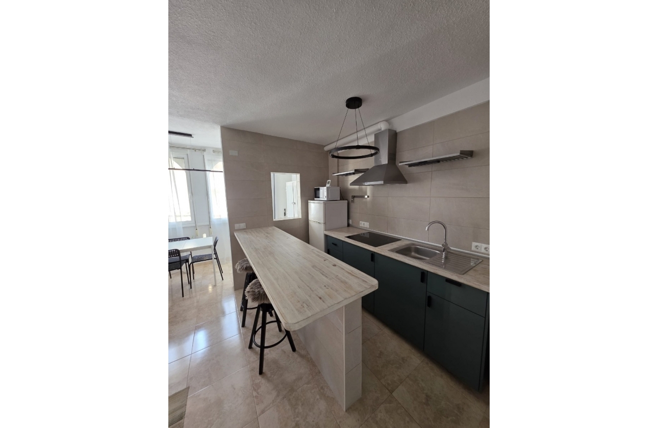 Resale - Apartament / Duplex - Torrevieja - Playa