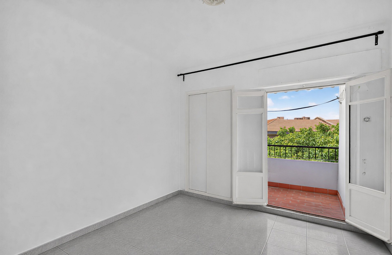 Resale - Apartment - Alicante - Calle de los Doscientos