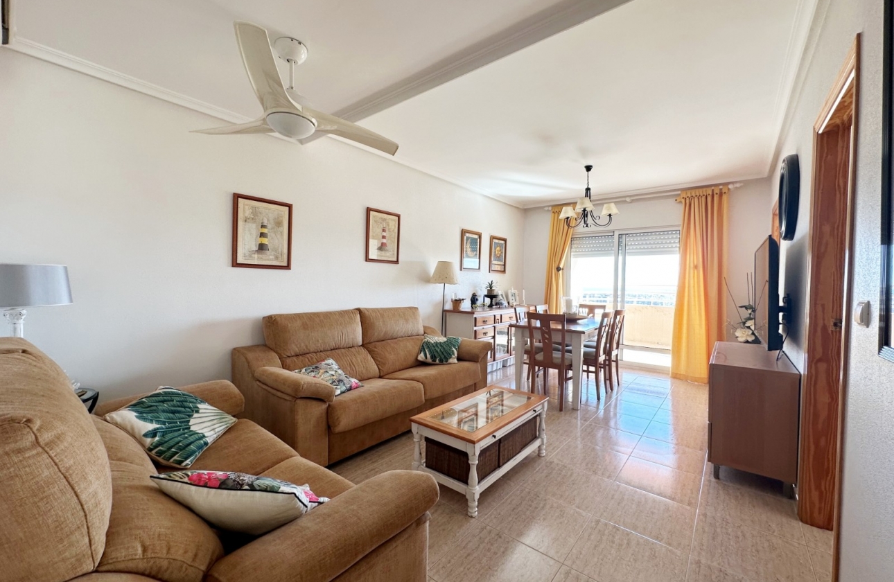 Resale - Apartment / Duplex - Orihuela Costa - Campoamor