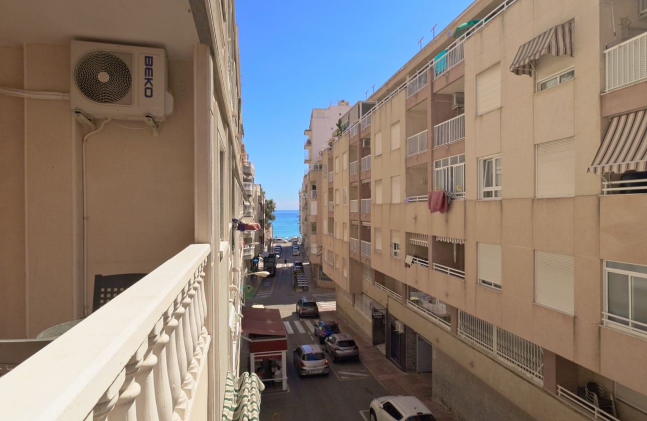 Resale - Apartment / Duplex - Torrevieja - Playa de los Locos