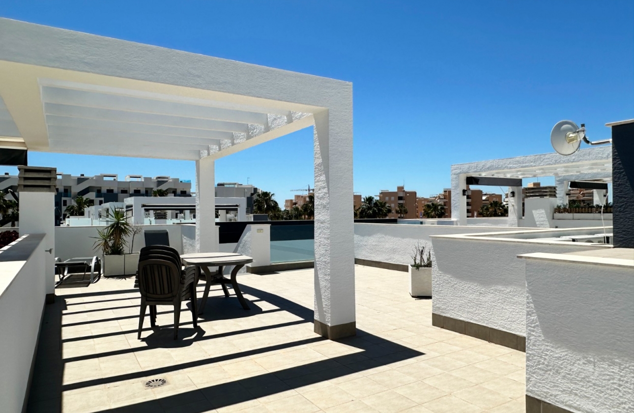 Resale - Apartment - Guardamar del Segura - El Raso