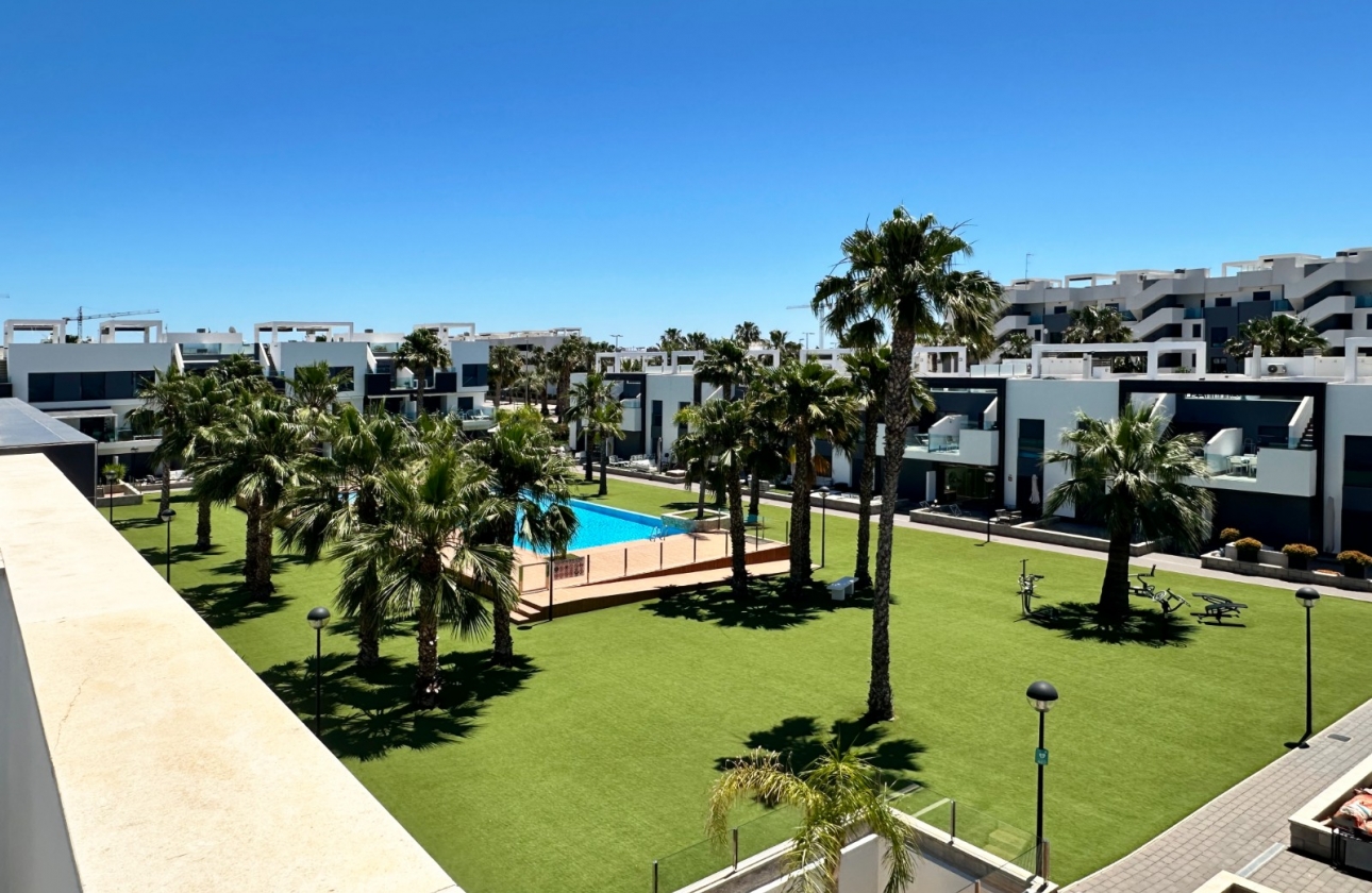 Resale - Apartment - Guardamar del Segura - El Raso