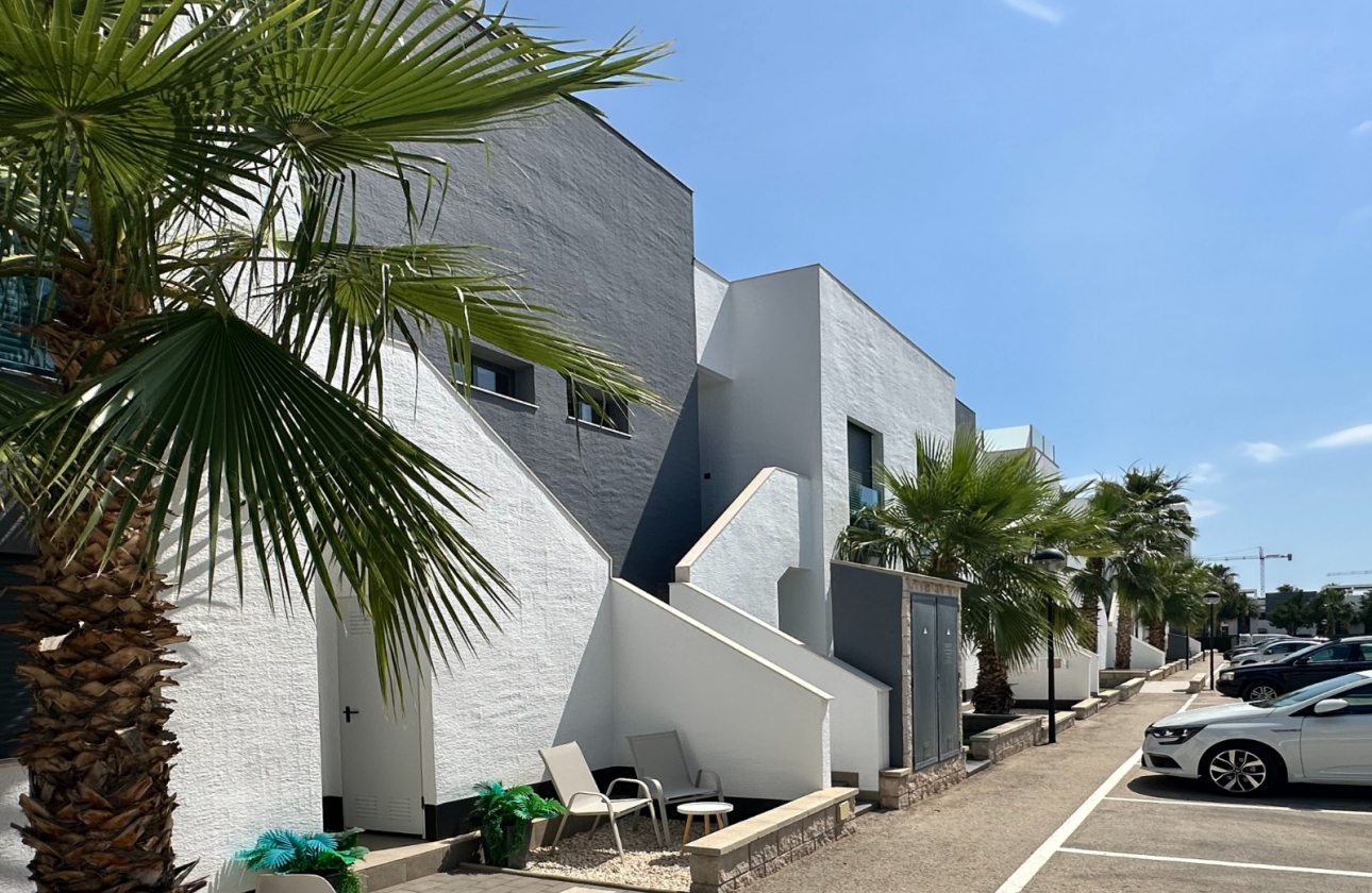 Resale - Apartment - Guardamar del Segura - El Raso