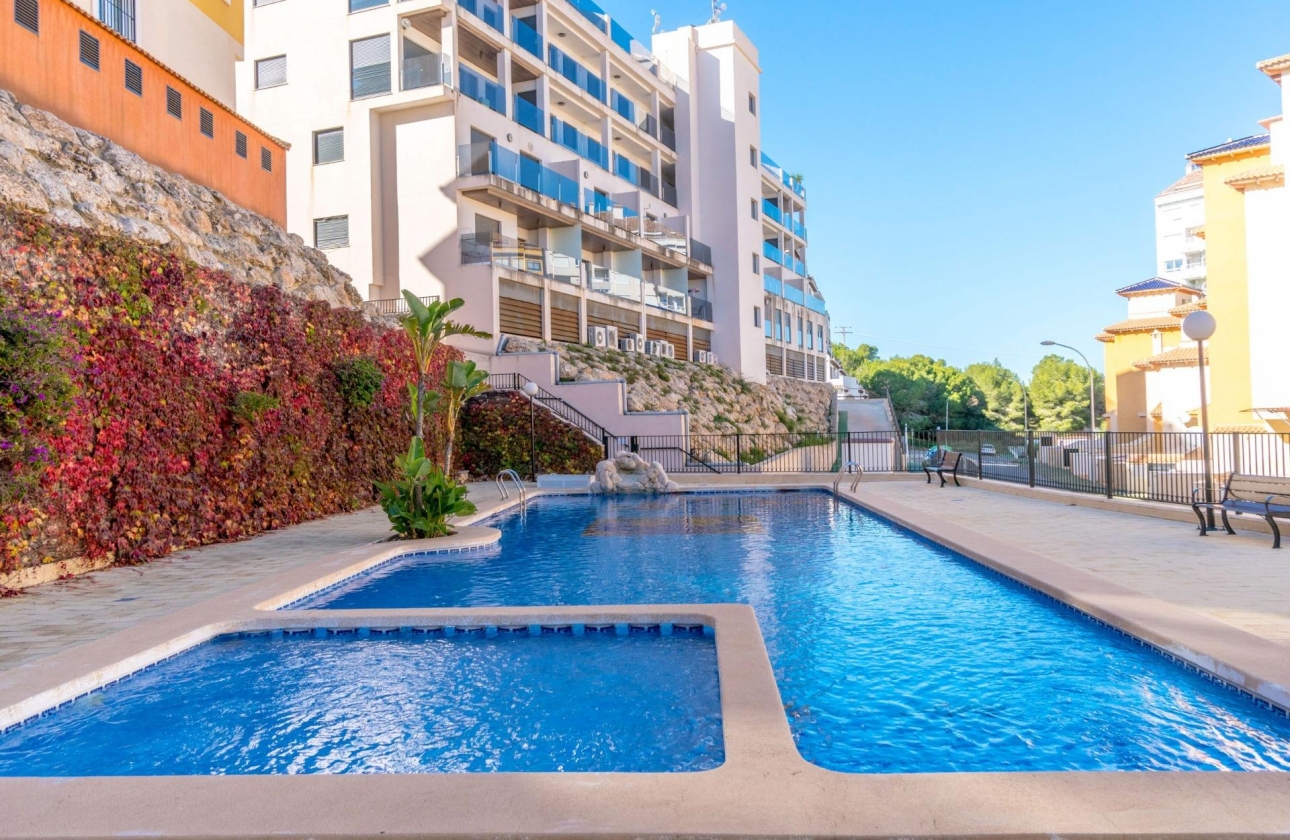 Resale - Apartment - Orihuela Costa - Altos de Campoamor