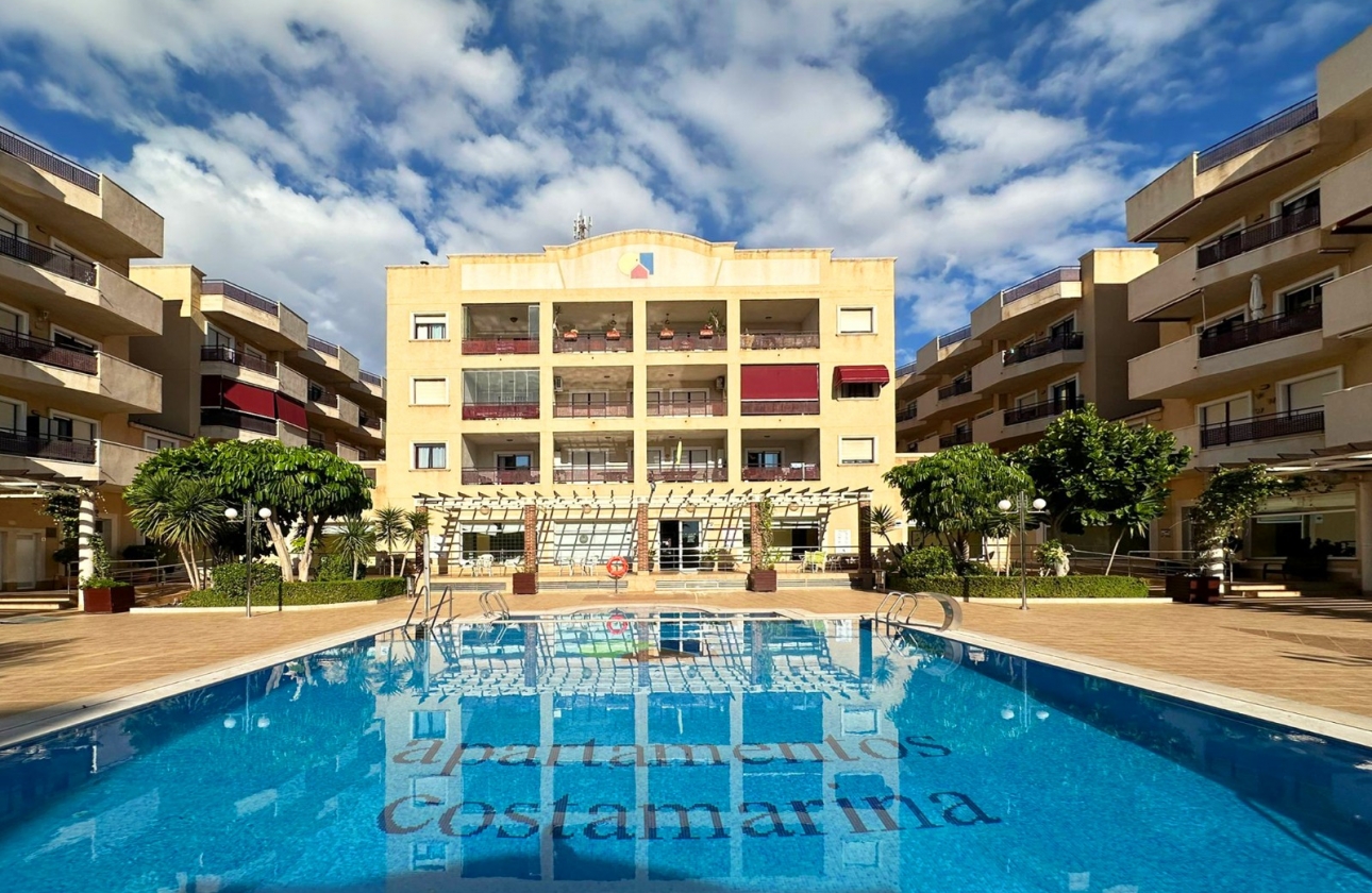 Resale - Apartment - Orihuela Costa - Cabo Roig