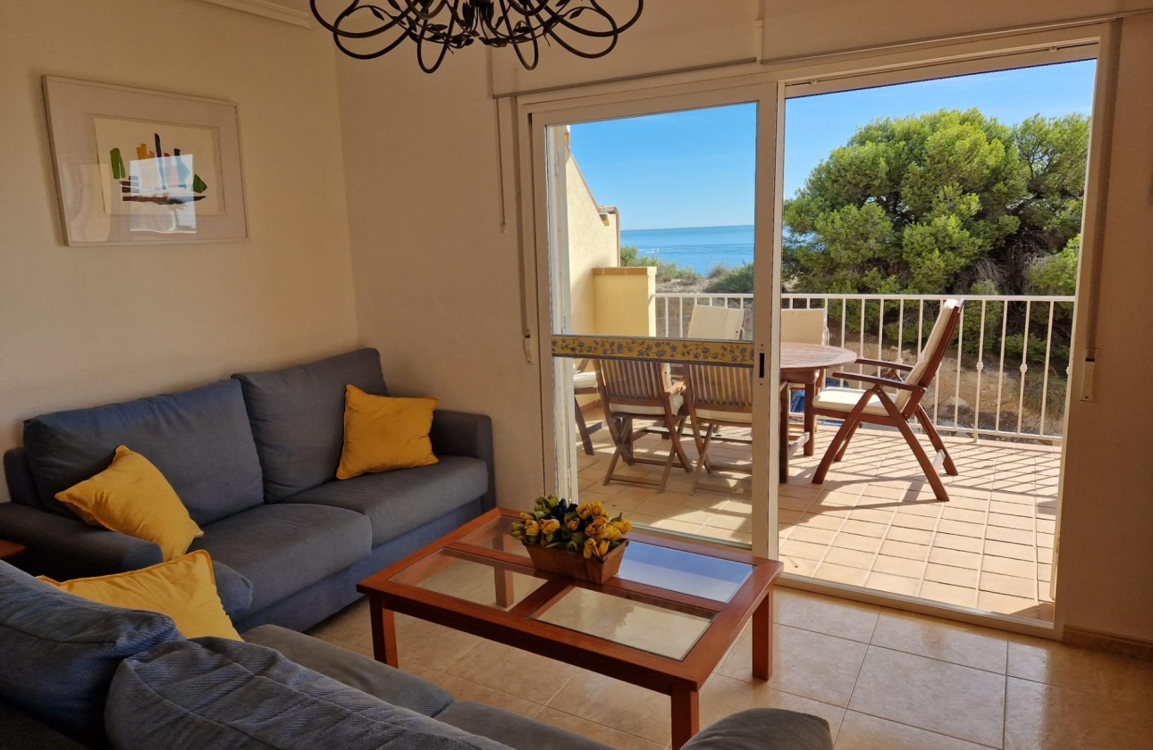 Resale - Apartment - Orihuela Costa - Campoamor