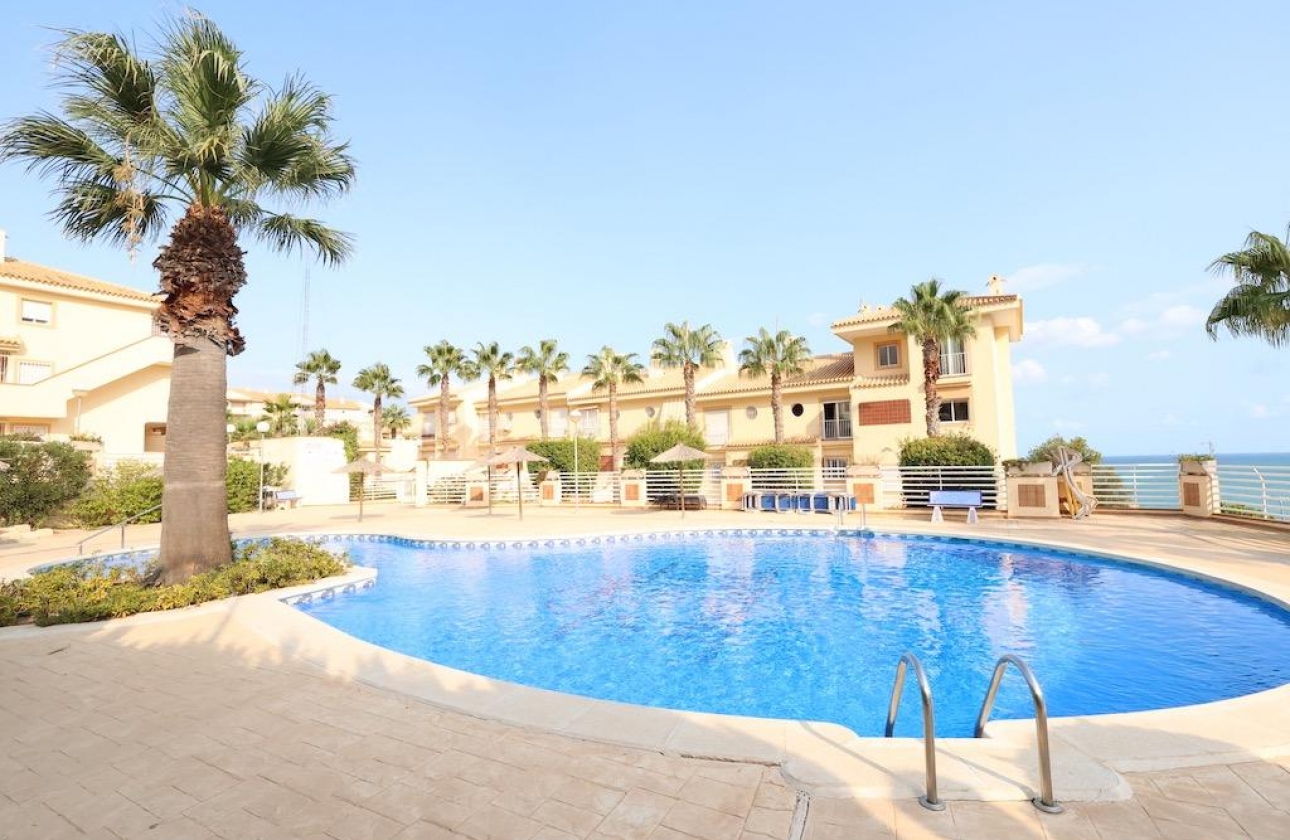 Resale - Apartment - Orihuela Costa - Campoamor