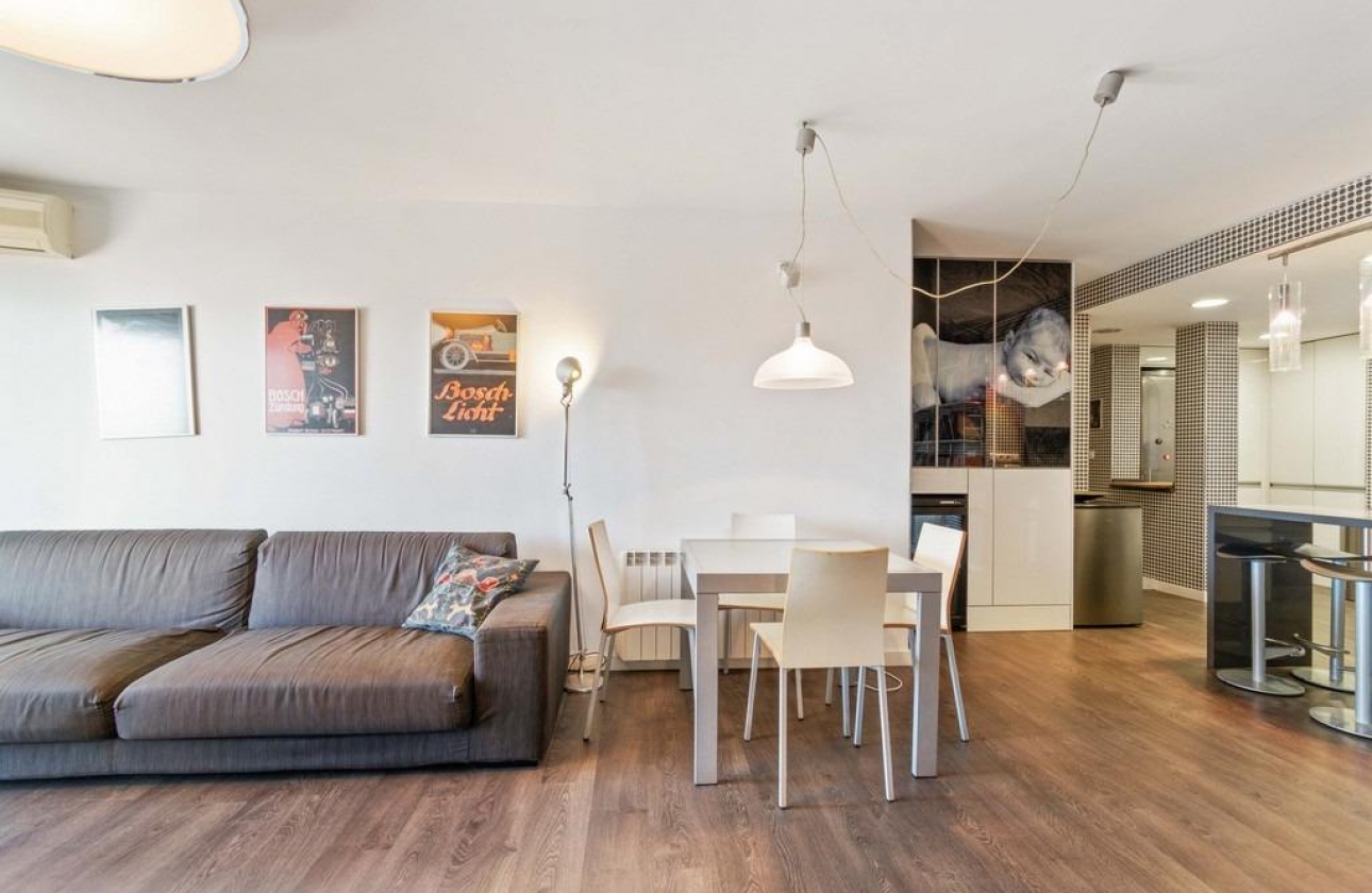 Resale - Apartment - Orihuela Costa - Campoamor