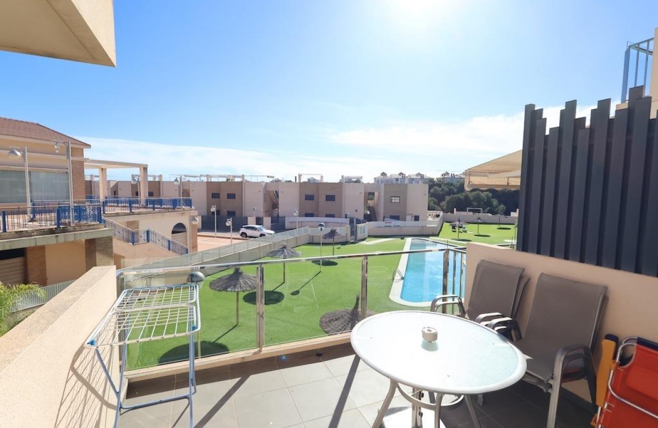 Resale - Apartment - Orihuela Costa - La Zenia