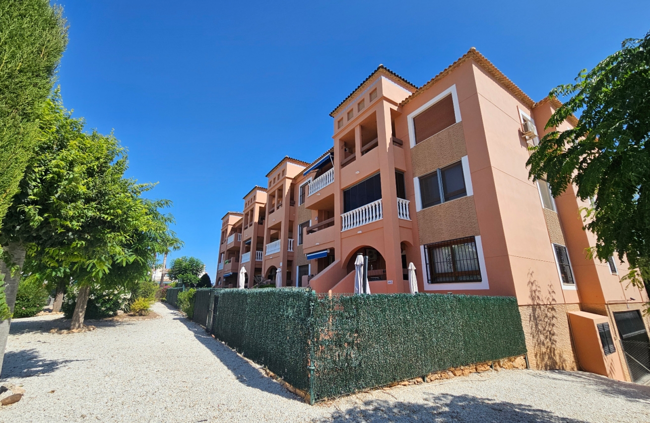 Resale - Apartment - Orihuela Costa - Pau 8