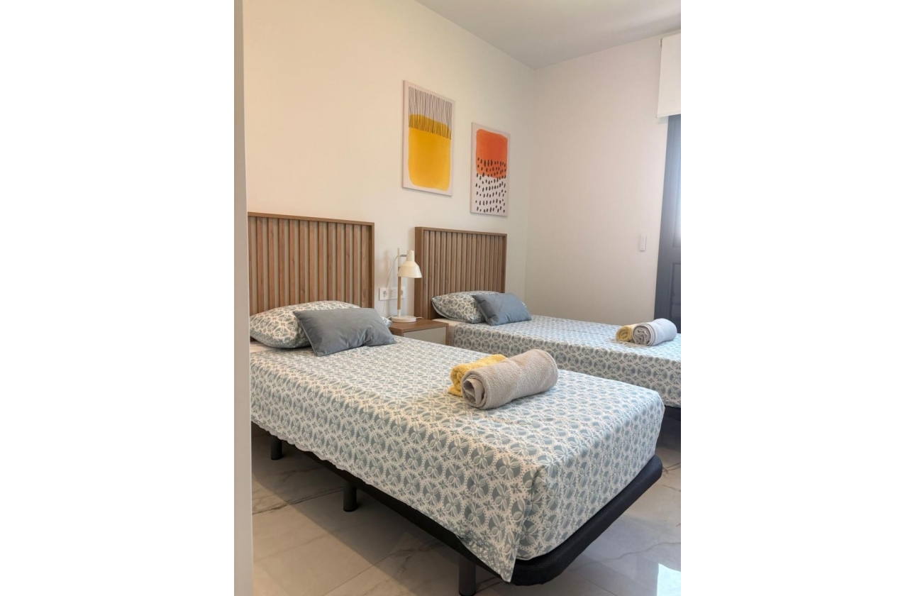 Resale - Apartment - Orihuela Costa - Playa Flamenca