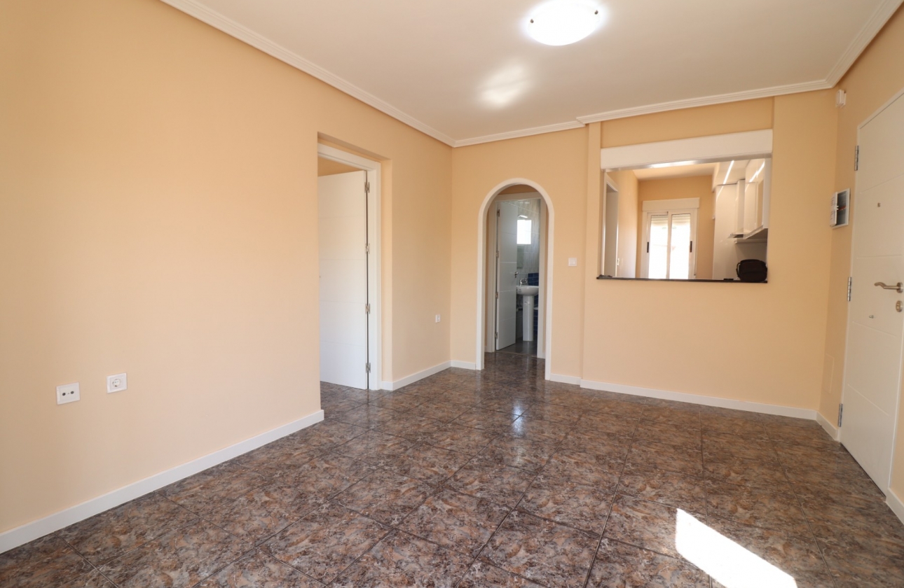 Resale - Apartment - Orihuela Costa - Punta Prima