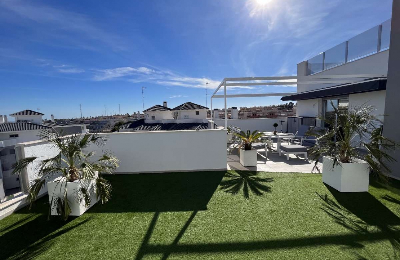 Resale - Apartment - Orihuela Costa - Villamartín