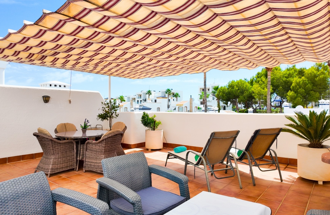 Resale - Apartment - Orihuela Costa - Villamartín