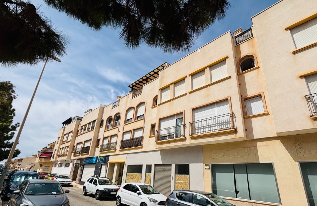 Resale - Apartment - Pilar de la Horadada - Pilar de La Horadada - Town