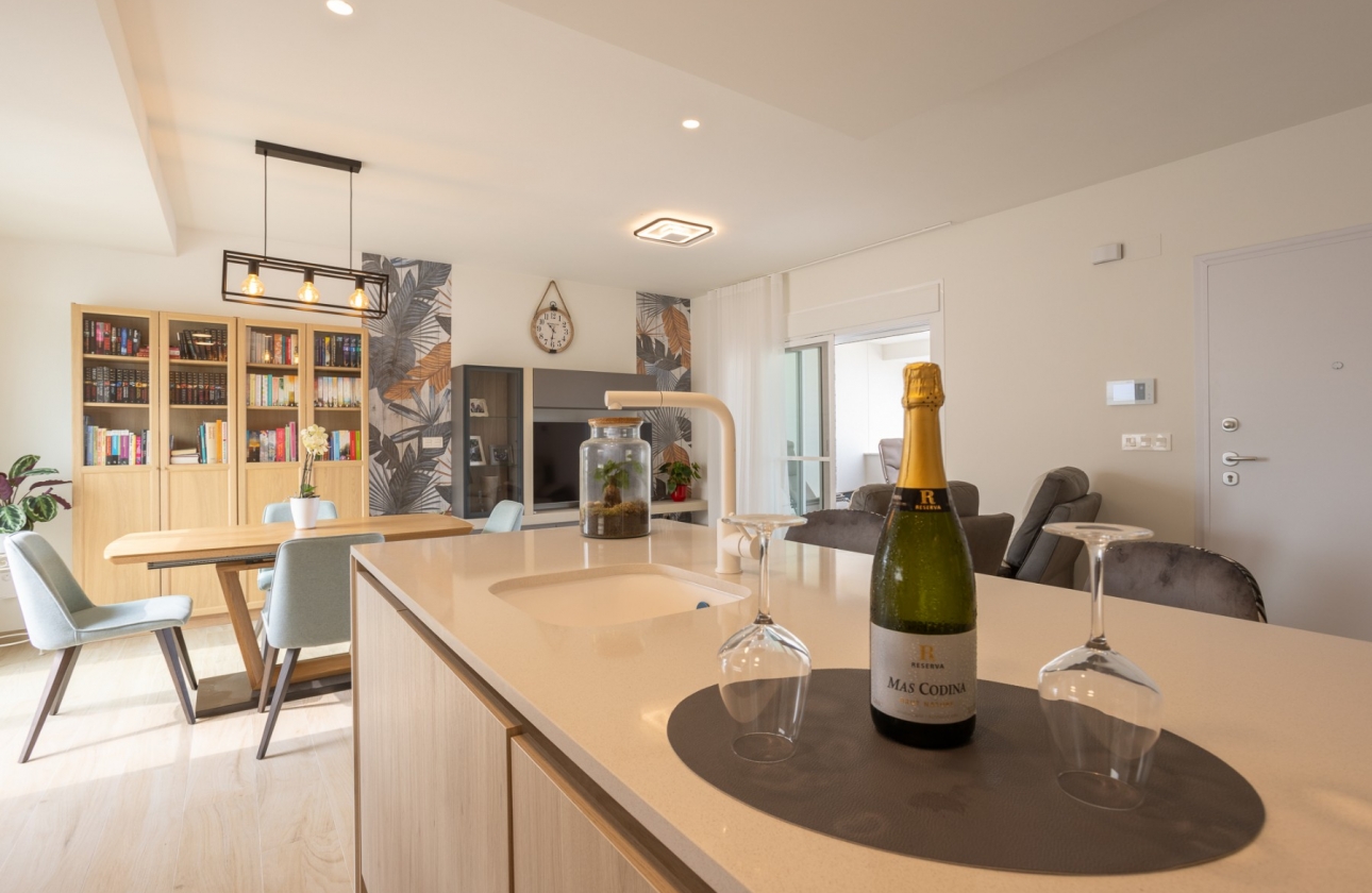 Resale - Apartment - San Miguel de Salinas - Blue Lagoon