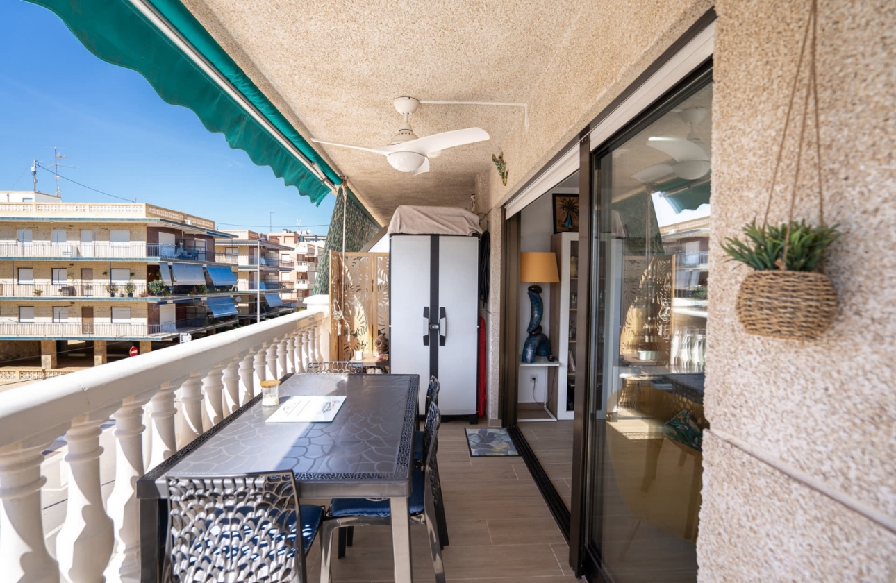 Resale - Apartment - Santa Pola - Gran Playa