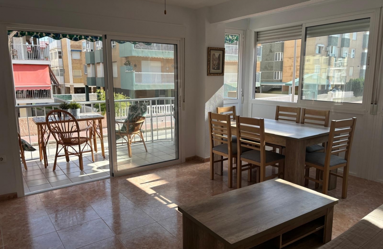 Resale - Apartment - Santa Pola - Gran Playa