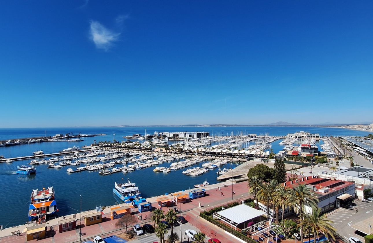 Resale - Apartment - Santa Pola - Puerto