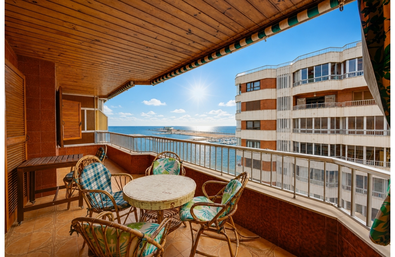 Resale - Apartment - Torrevieja - Acequion