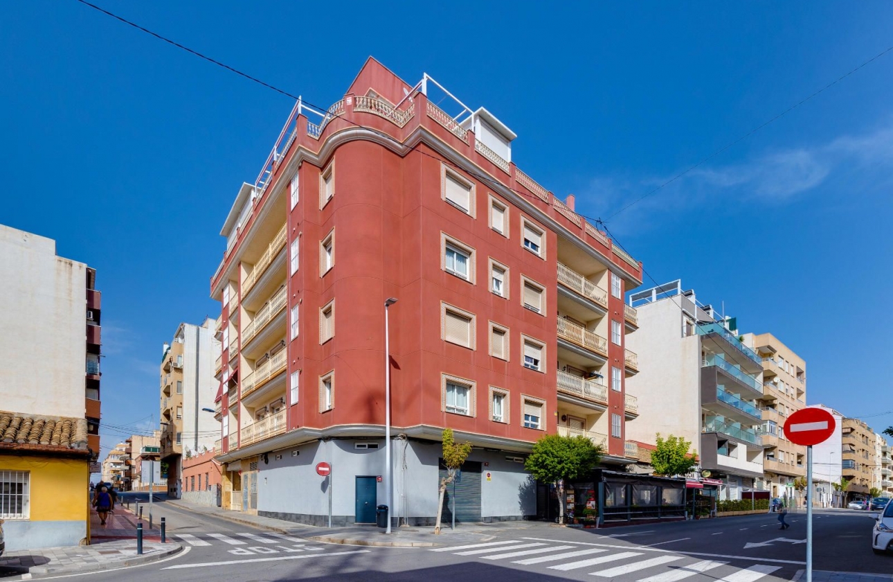 Resale - Apartment - Torrevieja - Centro - Muelle Pesquero