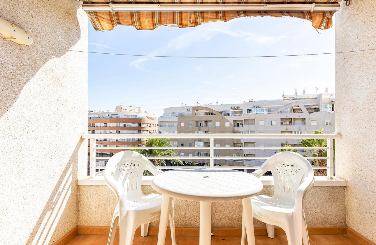 Resale - Apartment - Torrevieja - Centro