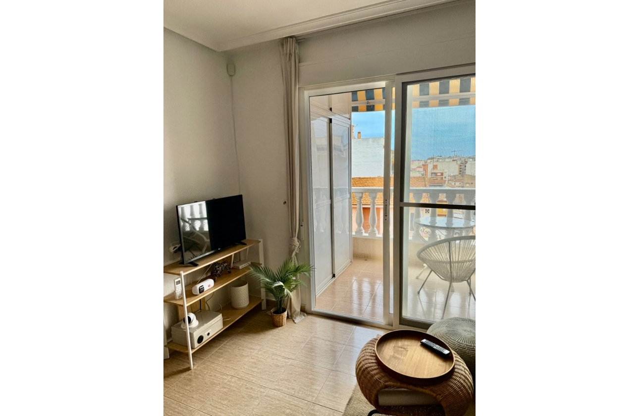 Resale - Apartment - Torrevieja - Centro