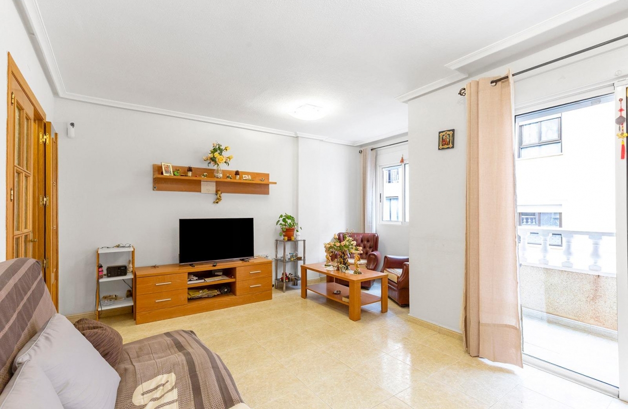 Resale - Apartment - Torrevieja - Centro