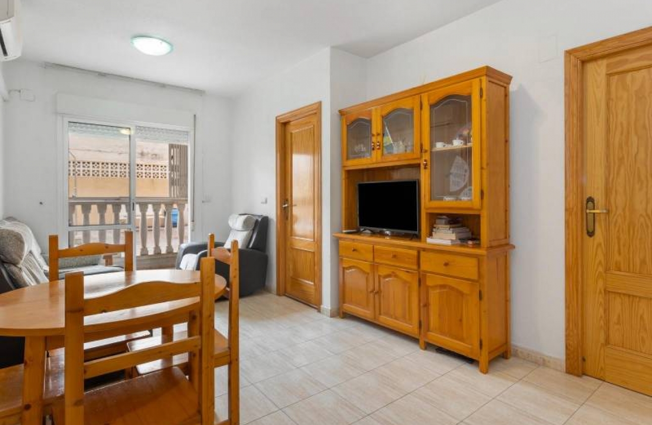 Resale - Apartment - Torrevieja - El molino