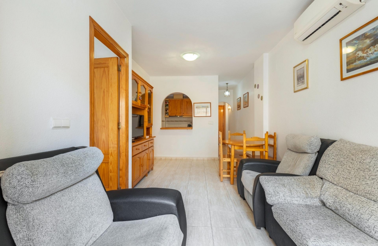 Resale - Apartment - Torrevieja - El molino