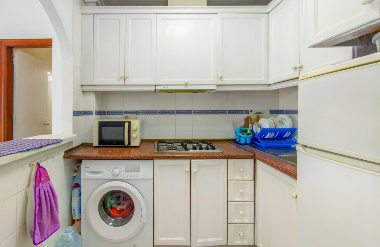 Resale - Apartment - Torrevieja - Estacion de autobuses