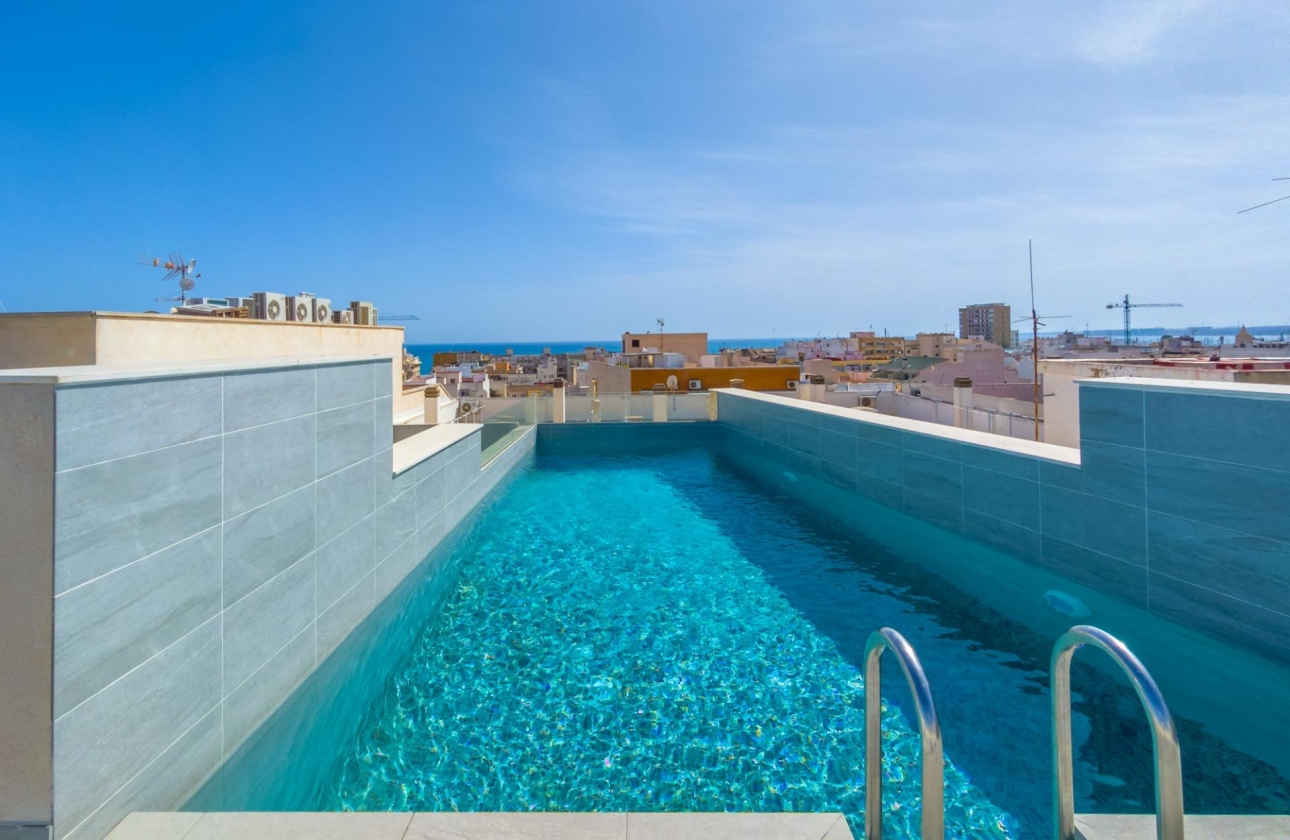 Resale - Apartment - Torrevieja - Estacion de autobuses