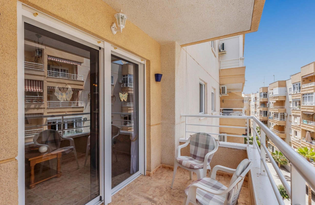 Resale - Apartment - Torrevieja - Estacion de autobuses