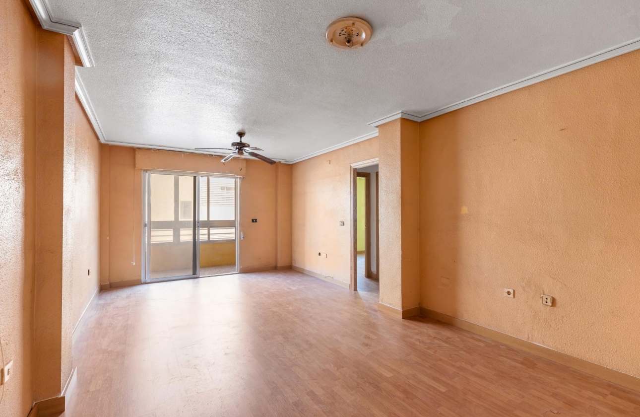 Resale - Apartment - Torrevieja - Habaneras