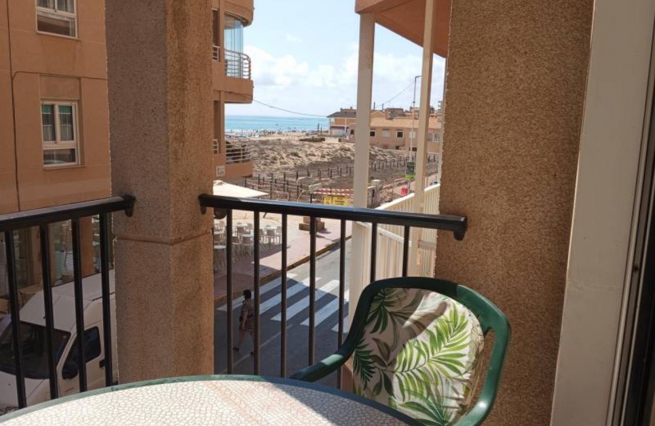 Resale - Apartment - Torrevieja - La Mata