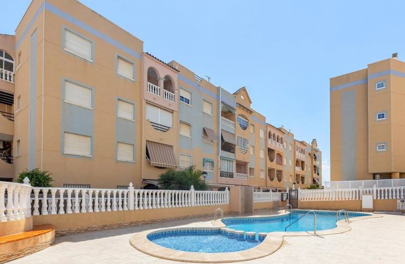 Resale - Apartment - Torrevieja - La Mata