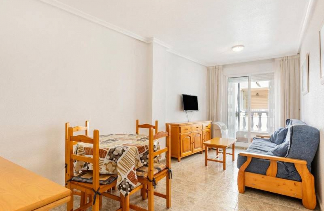 Resale - Apartment - Torrevieja - La Mata