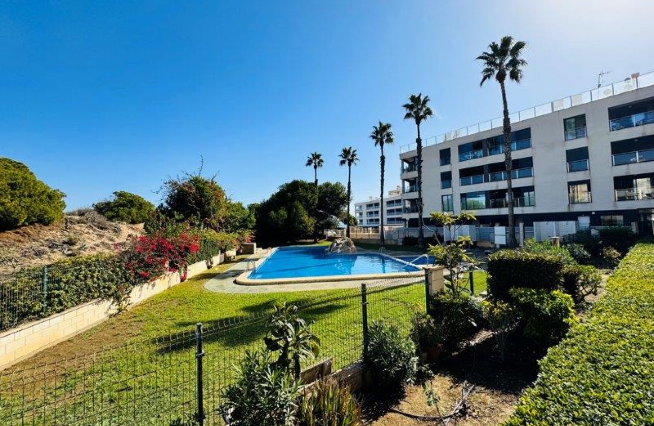 Resale - Apartment - Torrevieja - La Mata