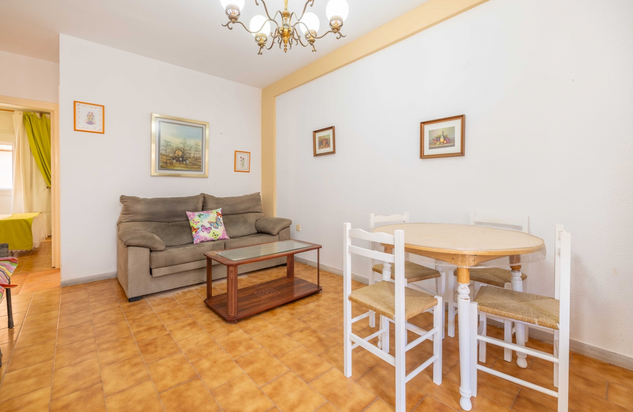 Resale - Apartment - Torrevieja - La Mata