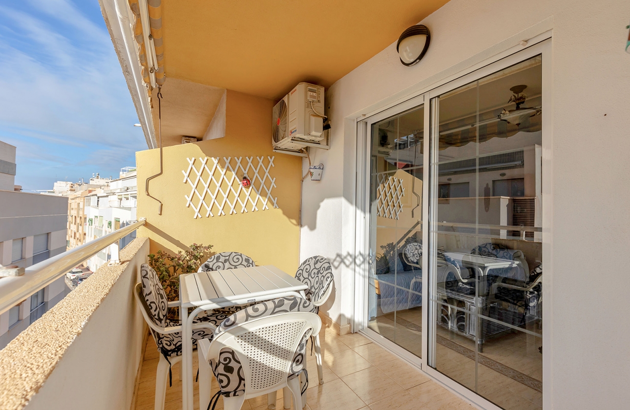 Resale - Apartment - Torrevieja - La Mata