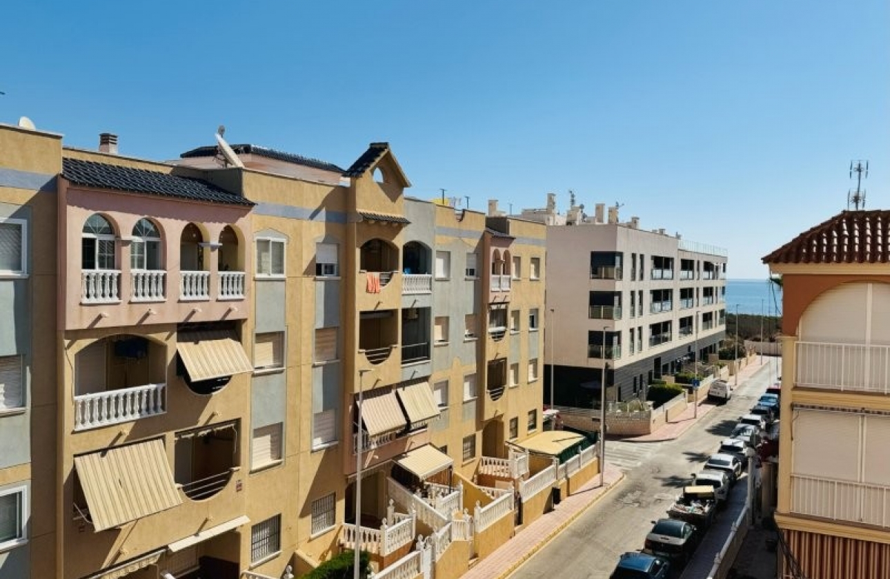 Resale - Apartment - Torrevieja - La Mata